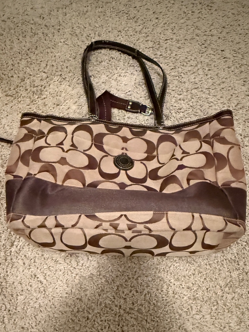 Classic Coach Logo-Pattern Tote Bag in Beige and Brown